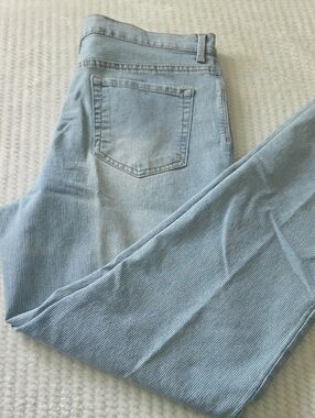 Gloria Vanderbilt  Amanda Light Blue Ribbed Denim Jeans Brand New